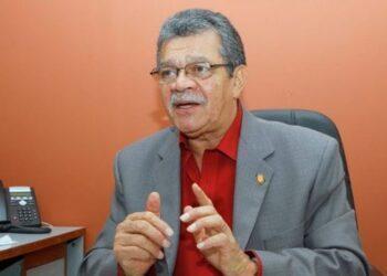 Falleció el periodista venezolano Earle Herrera