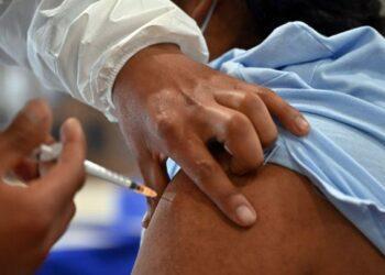 Ecuador declaró que las vacunas anti covid serán obligatorias