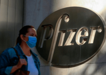 Pfizer afirma que su pastilla tiene un 89 % de efectividad contra el Covid-19