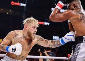 Jake Paul noqueó a Tyron Woodley en el sexto asalto