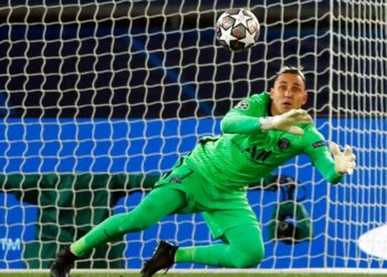 Keylor Navas será baja para el París SG tras dar positivo a Covid-19