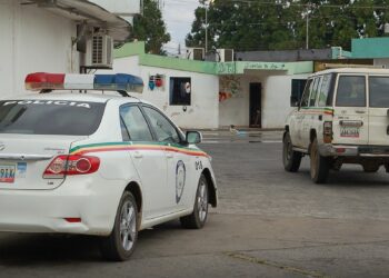 Arrestaron a un hombre armado dentro de un bodegón