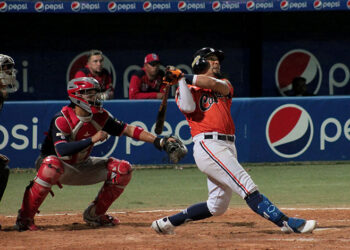 Caribes exhibió festival de batazos en victoria frente a Tigres