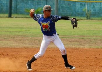 Prospecto de Anzoátegui firmó contrato millonario con Rojos de Cincinnati