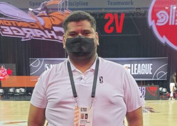 Por primera vez un venezolano fue oficial de mesa en la NBA