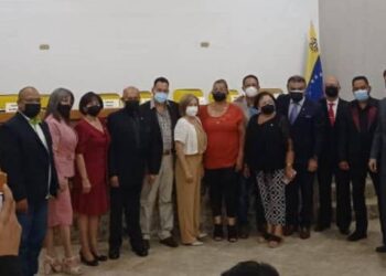 Renuevan directivas de las cámaras de Comercio de El Tigre y Anaco