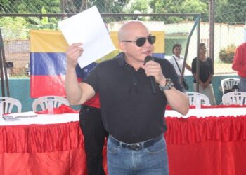 Fiscalía imputará a alcalde de Independencia por presunto contrabando de gasolina