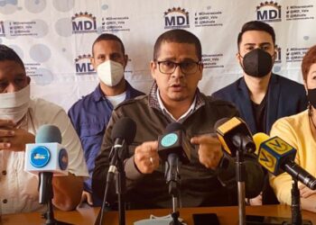 Grupo Mover buscará promover el revocatorio contra Maduro