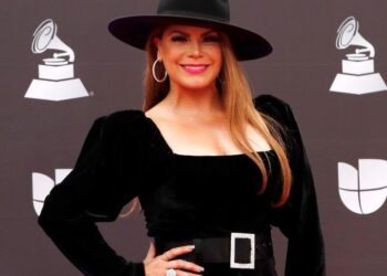 Olga Tañón y Jon Z estrenaron "El jala jala remix"