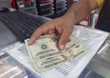 Detienen a comerciante de Lechería por presunta especulación