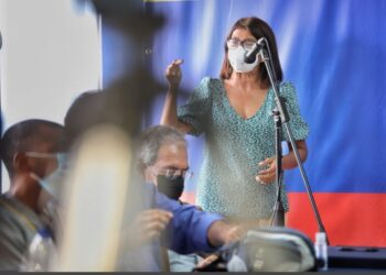 Contreras llamó a gremio de enfermería a movilizarse por mejores condiciones laborales