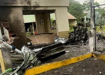 Dos muertos y cinco heridos dejó un nuevo atentado contra Ejército colombiano