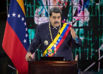 Maduro promete triplicar vuelos para repatriar venezolanos a partir de marzo