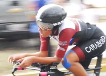 Del Valle y Rondón ganaron pruebas contrarreloj en ciclismo de ruta de los JDN