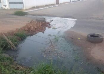 Derrames de cloacas son la estampa de la insalubridad en calles de Guanipa (+Fotos)