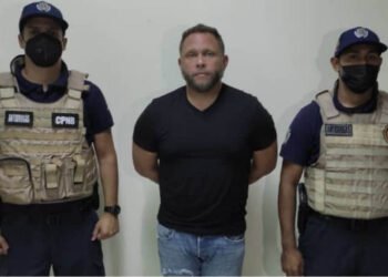 Capturaron a dos individuos por supuesto tráfico ilegal de material estratégico