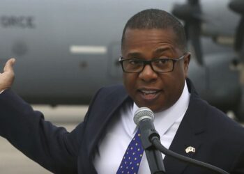 Estados Unidos advierte a Rusia que no dejará llevar la crisis de Ucrania a América Latina