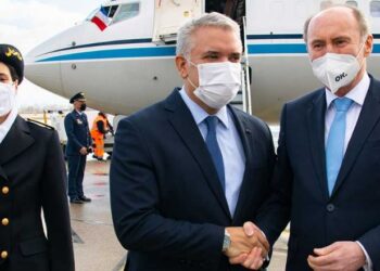 Duque pide a UE acelerar pago de donación de migrantes venezolanos