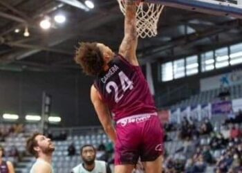 Michael Carrera lideró victoria de su equipo en la LEB Oro de España (+Publicación)