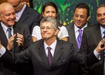 AD toma la delantera en la organización para primarias y aviva diferencias internas (+Fotos)