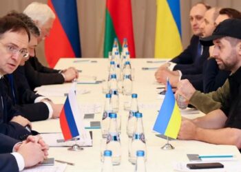 Ucrania y Rusia empezaron a negociar en la frontera bielorrusa