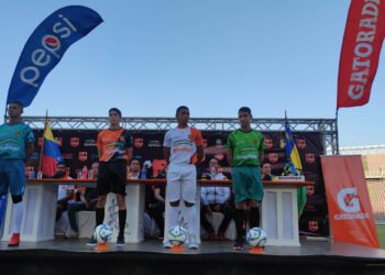 Academia Anzoátegui se presentó para debutar en la Liga Futve 2