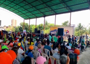 Factores de oposición y líderes sindicales se unieron en encuentro Salvemos Venezuela
