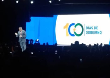 Gobernador dijo que la desesperanza de la gente es lo más difícil que le tocó enfrentar en sus primeros 100 días de gestión