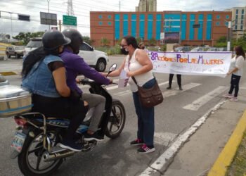 Organizaciones anzoatiguenses salieron a las calles con propuestas para la reivindicación de los derechos de las mujeres