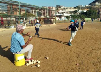Para inscribir a los chamos en actividades recreativas se debe invertir tiempo y muchos dólares