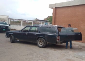 Joven murió al intentar pasar tendido eléctrico en Mesones