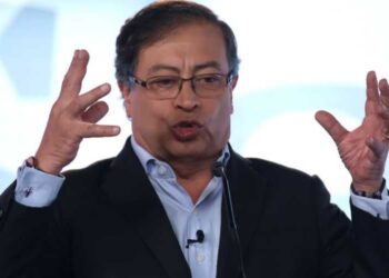 Petro arrasa y será el candidato presidencial del Pacto Histórico en Colombia