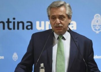 Argentina pide a Latinoamérica revisar sus lazos con Venezuela y no dejarla sola