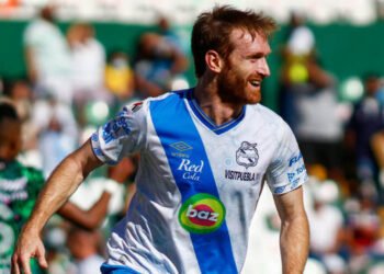 Venezolano Fernando Aristeguieta anotó el gol del triunfo del Puebla mexicano