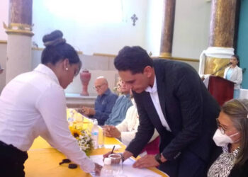 Alcalde de El Tigre entregó terreno para construcción de una Catedral