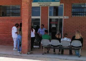 Mujer murió ahogada luego de caer en su vehículo al río Neverí