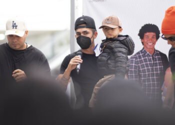 Manuel Conecta llega a Colombia con su labor social