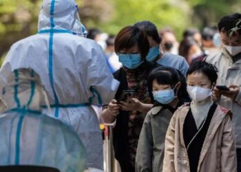 Shanghái reportó tres muertes por coronavirus durante confinamiento