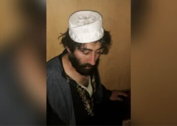 Los talibán afirman que arrestaron al autor intelectual de ataque contra una mezquita