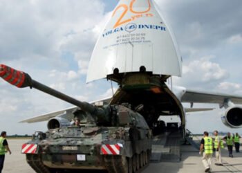 Alemania colaborará con Ucrania suministrando obuses blindados