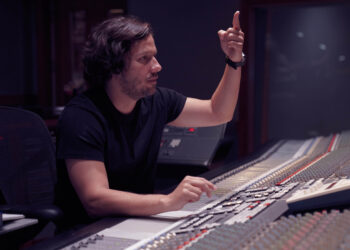 Juan Pablo Baptista lleva lo mejor de su música al cine y la televisión hispana