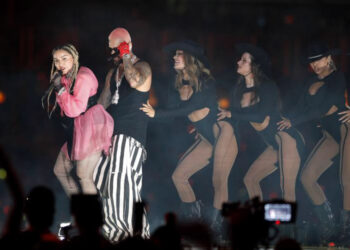 Maluma regresa triunfal a "Medallo" de la mano de una exultante Madonna