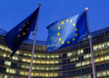 Diplomáticos de la UE buscan una vía para embargo al petróleo de Rusia