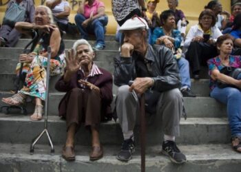 Fundaredes rechaza malas condiciones de vida de adultos mayores