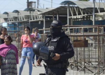 Dos reos muertos y cinco heridos dejó un nuevo motín en Ecuador