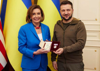 Pelosi afirma que EEUU apoyará a Ucrania "hasta obtener la victoria"