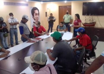 Trabajadores del municipio Guanta le dieron un ultimátum a la alcaldesa