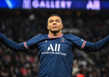 Mbappé se queda en el PSG, según L'Équipe