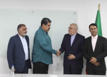 Ministro de Petróleo iraní visita Venezuela para revisar acuerdos