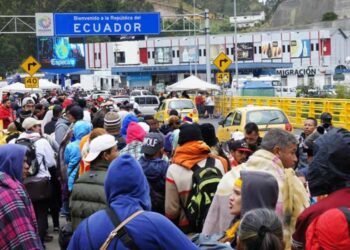 EE.UU apoyará con USD 35 millones a refugiados venezolanos en Ecuador